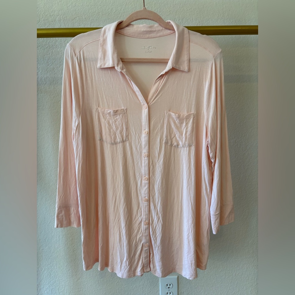 Merona Women’s blush pink button up 3/4 sleeve collared shirt  XL